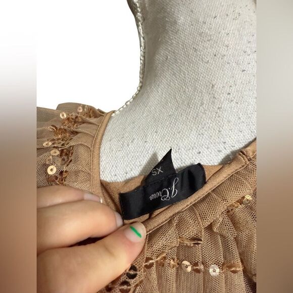 J. Crew Collection Sequin Tiered Tulle Blouse Size Small - Picture 5 of 5